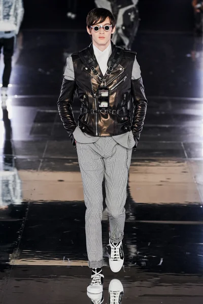 Look 62